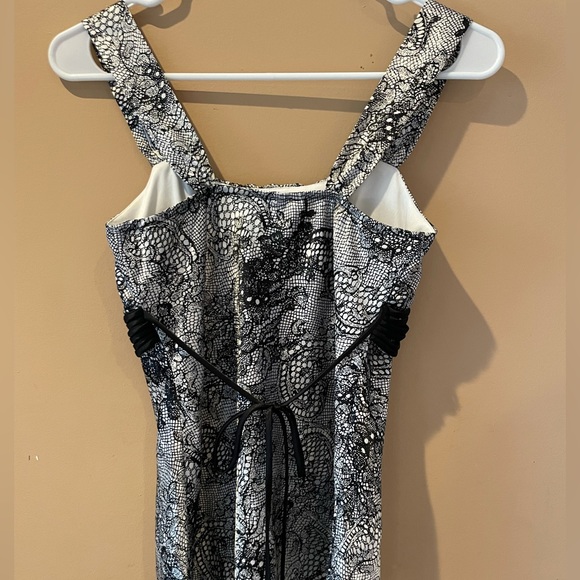 🚫🚫SOLD🚫🚫Iz Byer Cami 😍 - Picture 4 of 5